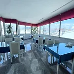 Dimo Otel 3*