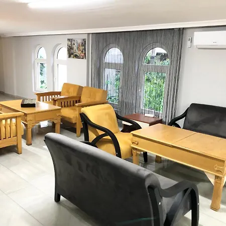 Madi Hotel 3*