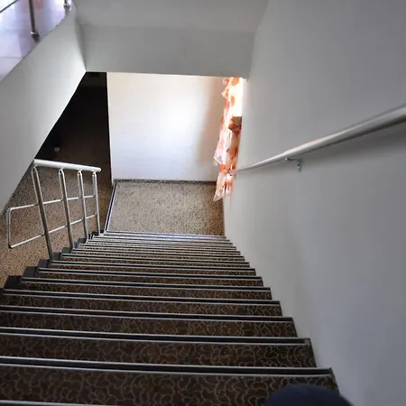 Madi Hotel 3*