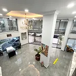 Hotel Madi